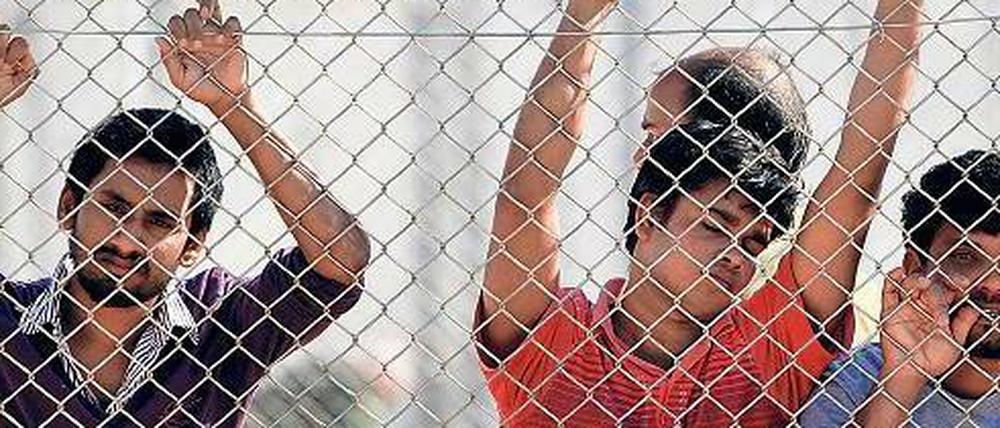 Abwarten. Manchmal braucht ein Asylantrag mehrere Jahre: Männer in einem Flüchtlingslager in Athen.