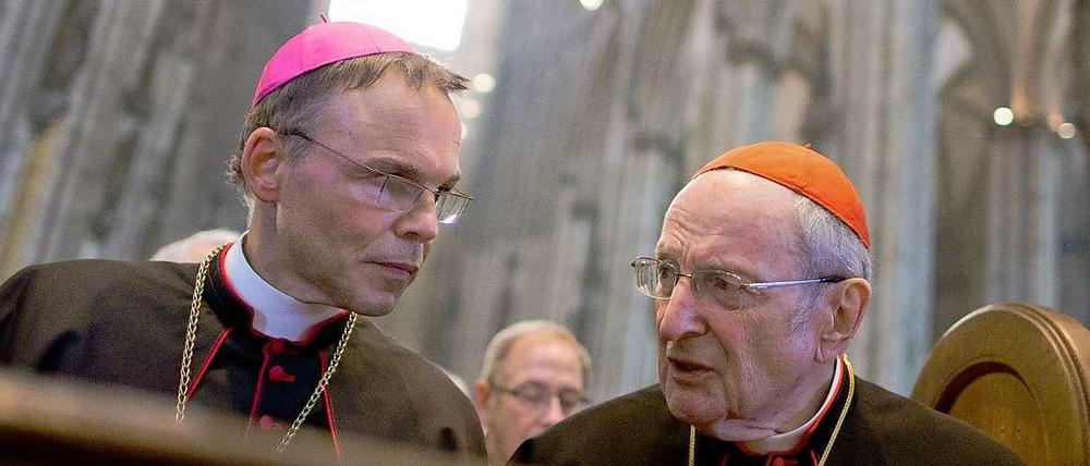 Ende der Nähe? Der Kölner Kardinal Joachim Meisner stellt sich öffentlich gegen den umstrittenen Limburger Bischof Franz-Peter Tebartz-van Elst.