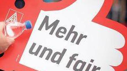 Gute Arbeit. Die IG Metall demonstriert für bessere Beschäftigungsverhältnisse. Foto: dapd