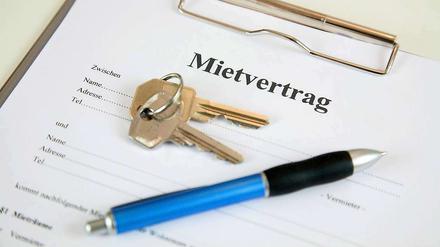 Kurz und knapp. Mietverträge müssen nicht jedes Detail regeln – die vereinbarten Klauseln sind oft ungültig.
