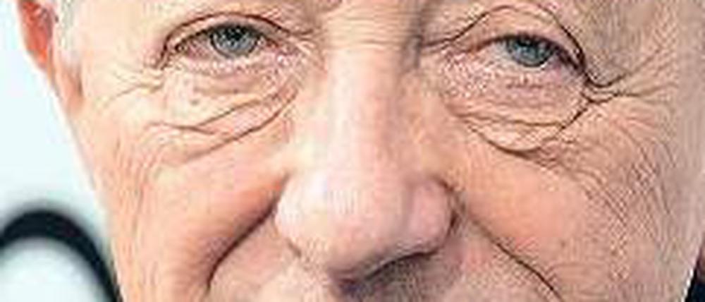 Louis Begley konnte mit Hilfe vieler Lügen den Holocaust trickreich überleben.