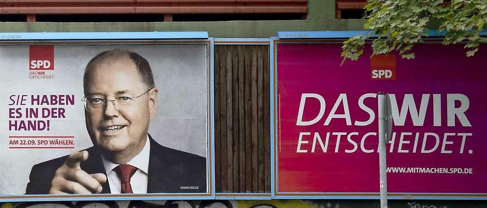 "Mitmachen!", fordert die SPD auf ihren Wahlplakaten. Bei dem "Twitter Town Hall Meeting" in Berlin konnten die Wähler ihre Fragen direkt an Peer Steinbrück richten.