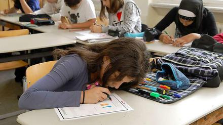 Schüler im Prüfungsstress: Jeder dritte Neuntklässler scheitert an den Ansprüchen der Berufsbildungsreife.