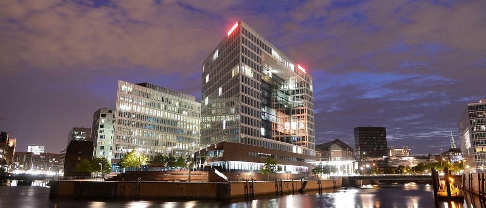Das "Spiegel"-Verlagsgebäude an der Ericusspitze in Hamburg. 