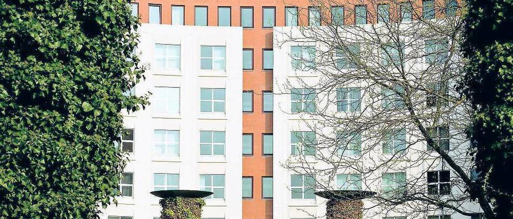 Familie. Der Investor will über den Mutterkonzern die Tochter an sich binden. Foto: dpa