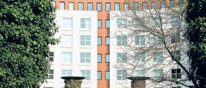 Familie. Der Investor will über den Mutterkonzern die Tochter an sich binden. Foto: dpa