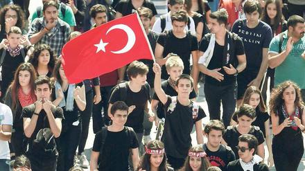 Auf der Straße. Demonstranten im Juni in Istanbul. Viele von ihnen sind Studierende, an den Unis gründen sie Gruppen zur Mitbestimmung.