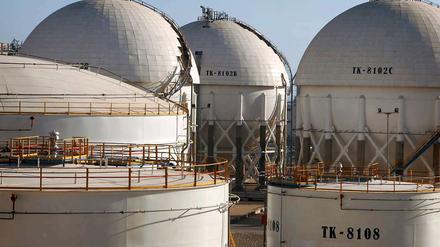 Petrochemische Anlage in der Nähe von Teheran. Iran spürt die Sanktionen gegen seinen Ölsektor empfindlich.