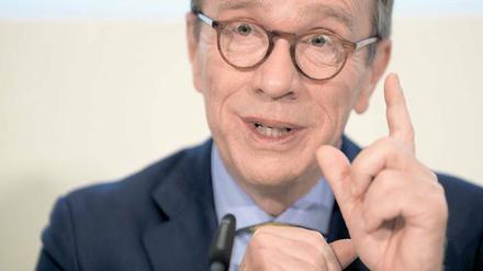 Matthias Wissmann. „Wir brauchen keine Hilfe. Wir brauchen die richtige Regulierung.“ Foto: dpa