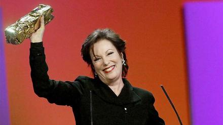 2003 erhält Bernadette Lafont den französischen Filmpreis César für ihr Lebenswerk.