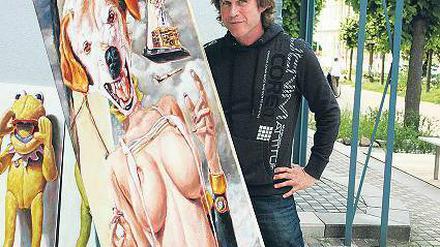 Der Maler Andreas Schiller betreibt gemeinsam mit einem französischen Kollegen eine Galerie in Binz.