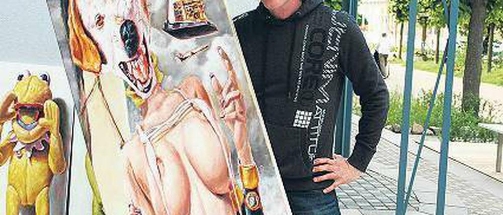 Der Maler Andreas Schiller betreibt gemeinsam mit einem französischen Kollegen eine Galerie in Binz.