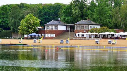 Trügerische Idylle. Das Strandbad Plötzensee wird nun doch nicht als Veranstaltungsort für das BeLaSound-Festival dienen. Veranstalter und Strandbad-Betreiber haben sich heillos zerstritten. 