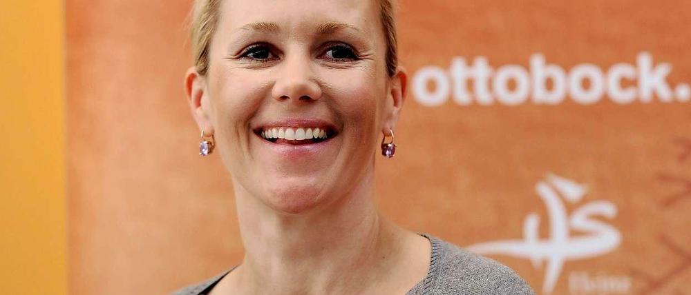 Bettina Wulff, ehemalige First Lady der Bundesrepublik, versucht seit langem, die Kombination ihres Namens mit Begriffen aus dem Rotlichtmilieu zu unterbinden.