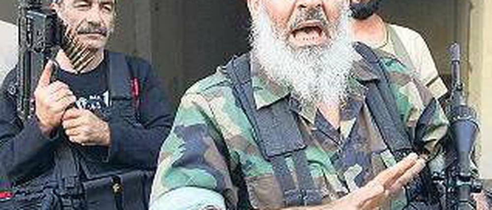 Parteigänger des Diktators: Sunnitische Salafisten haben sich in den vergangenen Tagen heftige Gefechte mit libanesischen Gegnern Assads geliefert. Foto: AFP