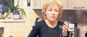 Kurzer Moment der Einsamkeit. Luminita Gheorghiu, Star des neuen rumänischen Kinos, spielt die resolute Übermutter Cornelia, die ihren Sohn raushauen will, nachdem er einen tödlichen Unfall verursacht. 