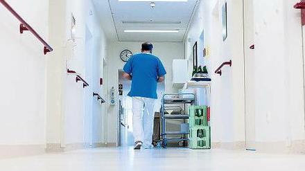 Rund 500 Pfleger und Schwestern fehlen allein in den Berliner Kliniken der Charité und von Vivantes.