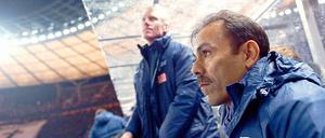 Trainer Jos Luhukay war auch in Köln im Gespräch. In Berlin ließ er den Abstieg vergessen.
