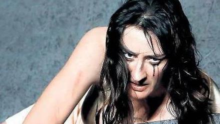 Rache! Constanze Becker als Medea in Michael Thalheimers Frankfurter Inszenierung. 