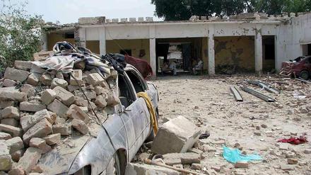 Die Taliban in Afghanistan drohen mit einer Welle Selbstmordanschlägen.