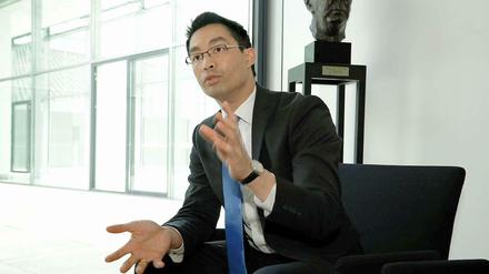 2009 wurde Rösler Bundesgesundheitsminister. Jetzt ist er Bundeswirtschaftsminister und Vizekanzler. 2011 wurde er FDP-Vorsitzender.