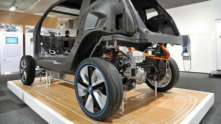 Vor dem Start. Der elektrische i3, dessen Fahrgastzelle aus Carbon besteht, soll im Herbst auf den Markt kommen. 