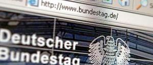 Die Enquete-Kommission des Bundestages für Internet und digitale Gesellschaft hat am Donnerstag nach drei Jahren ihren Abschlussbericht vorgelegt.