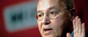 In Hinblick auf Aussagen über ehemalige Stasi-Kontakte soll Gregor Gysi eine eidesstattliche Falschaussage gemacht haben - die Hamburger Staatsanwaltschaft ermittelt.
