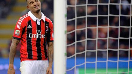 Auch ein Politikum. Der Protest von Kevin Boateng gegen rassistische Rufe wird vom AC Milan instrumentalisiert.
