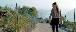 "Halbschatten" von Nicolas Wackerbarth handelt von einer jungen Frau, die ihr altes Ich zurücklässt.