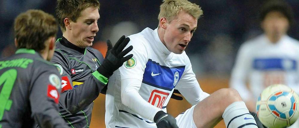 Von Nottingham über Freiburg nach Berlin: Felix Bastians spielt seit 2012 für Hertha BSC.