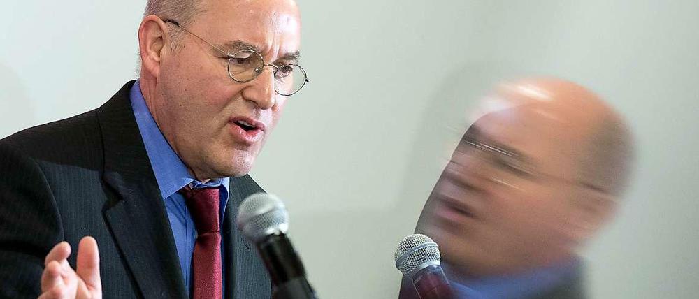 In schiefes Licht gerückt. Gregor Gysi, Vorsitzender der Linksfraktion im Bundestag.