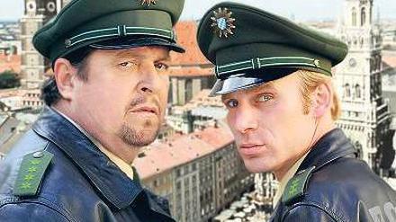 Nächste Staffel: Die neuen Folgen von „München 7“ sollen der ARD am Vorabend bessere Quoten bringen. Die Serie dreht sich um die Polizisten Xaver Bartl (Andreas Giebel, l.) und Felix Kandler (Florian Karlheim), die in der Münchner Innenstadt Dienst schieben. Foto: BR