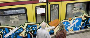 Vandalismus in Bahnen und Bussen - Alltagsprobleme in Berlin.