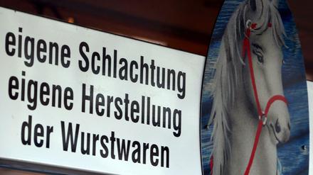 Wo Pferd drauf steht, soll auch Pferd drin sein. Pferdemetzger gibt es in Deutschland durchaus.
