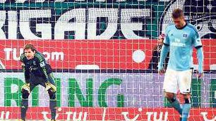 Köpfe unten. Der Jugend-HSV. Foto: dpa