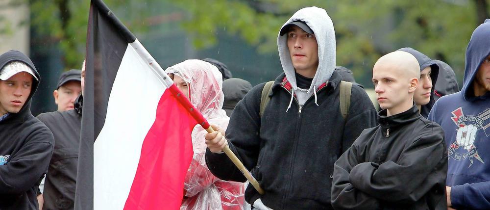 Die im Mai 2012 in Hamburg gegründete Partei entwickelt sich offenbar zu einem Auffangbecken für frühere DVU-Anhänger, unzufriedene NPDler und Neonazis aus verbotenen Organisationen.