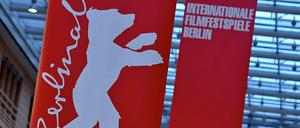 Der Run auf die Tickets zur Berlinale beginnt am Montag - bereits jetzt campieren Filmfans vor der zentralen Kasse.