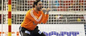 Die Hände voller Leidenschaft: Handball-Nationaltorhüter Silvio Heinevetter gegen Spanien.