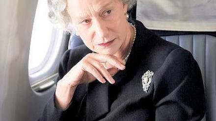 Königliches Spiel. Nach „The Queen“ wurde Helen Mirren von Elisabeth II. zum Tee eingeladen.