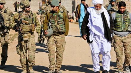 Die Zustimmung im eigenen Land für den Krieg in Afghanistan nimmt ab, die USA schließen einen kompletten Abzug ihrer Truppen nicht mehr aus. 