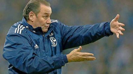 Ob ich verrost' oder verkalke. Ex-Trainer Huub Stevens geht wohl weiterhin auf Schalke.