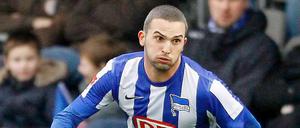 Ben Sahar, 23, wechselte zu Beginn dieser Saison zu Hertha BSC. Das Fußballspielen lernte der Israeli bei Hapoel Tel Aviv. 2006 wechselte er dann zum FC Chelsea. Nach mehreren Leihgeschäften landete er 2009 bei Espanyol Barcelona. Zuletzt war Sahar für seinen Jugendverein und den AJ Auxerre am Ball.