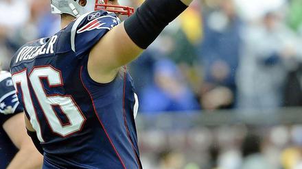 Da geht's lang: Sebastian Vollmer könnte am Sonntag mit den New England Patriots gegen die New York Giants als erster Deutscher den Super Bowl gewinnen.