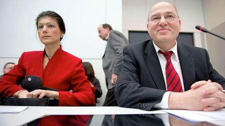 Gewisser Abstand. Sahra Wagenknecht, Gregor Gysi