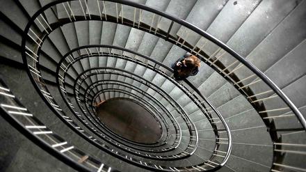 In der Stressspirale: Laut Medienberichten steigt die Zahl der Arbeitnehmer, die stressbedingt früher aus dem Beruf ausscheiden, weiter an.
