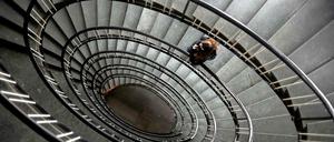 In der Stressspirale: Laut Medienberichten steigt die Zahl der Arbeitnehmer, die stressbedingt früher aus dem Beruf ausscheiden, weiter an.
