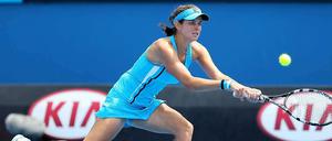 Julia Görges musste sich strecken, um die erste Runde in Melbourne zu überstehen.