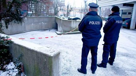 Die Polizei rätselt immer noch, wie die Diebe ungestört einen 30 Meter langen Tunnel bauen konnten.