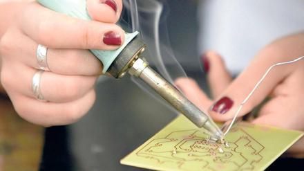 Der Arbeitsmarkt wird weiblicher: Fast drei Viertel aller Frauen sind in Deutschland inzwischen berufstätig. 